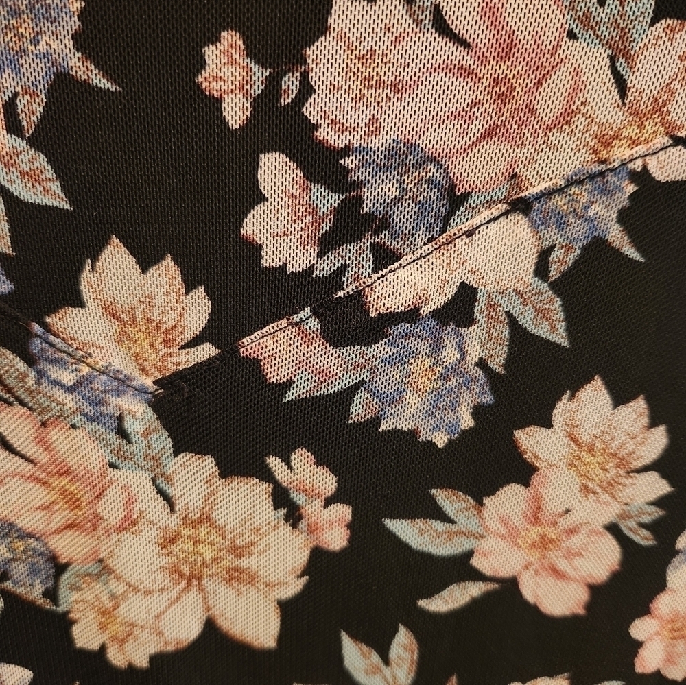 **FOR @kentucky ONLY**  APT 9 Floral Sleeveless Blouse Womens Large - Picture 4 of 15